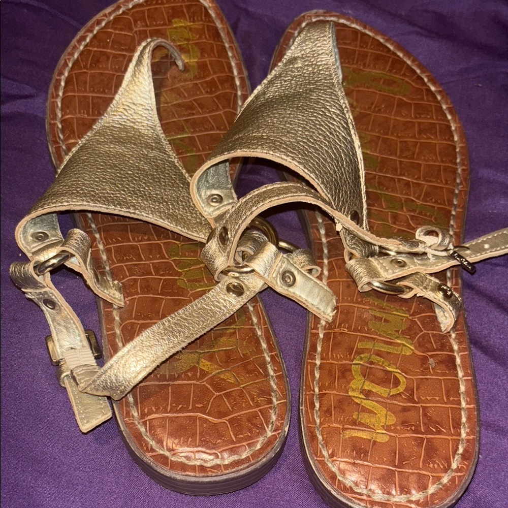 Gold Greta Sam Edelman Sandals with Leather Straps and Textured Sole